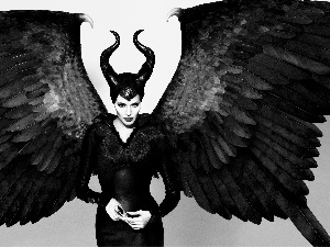 Angelina Jolie, wings