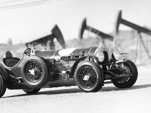 The year 1924, Bentley, Hawkeye 3