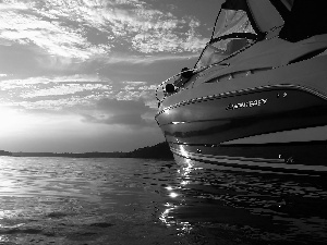 Yacht, lake