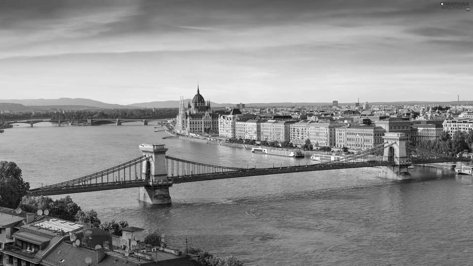 Chain Bridge, vessels, Budapest, River Danube, Hungary