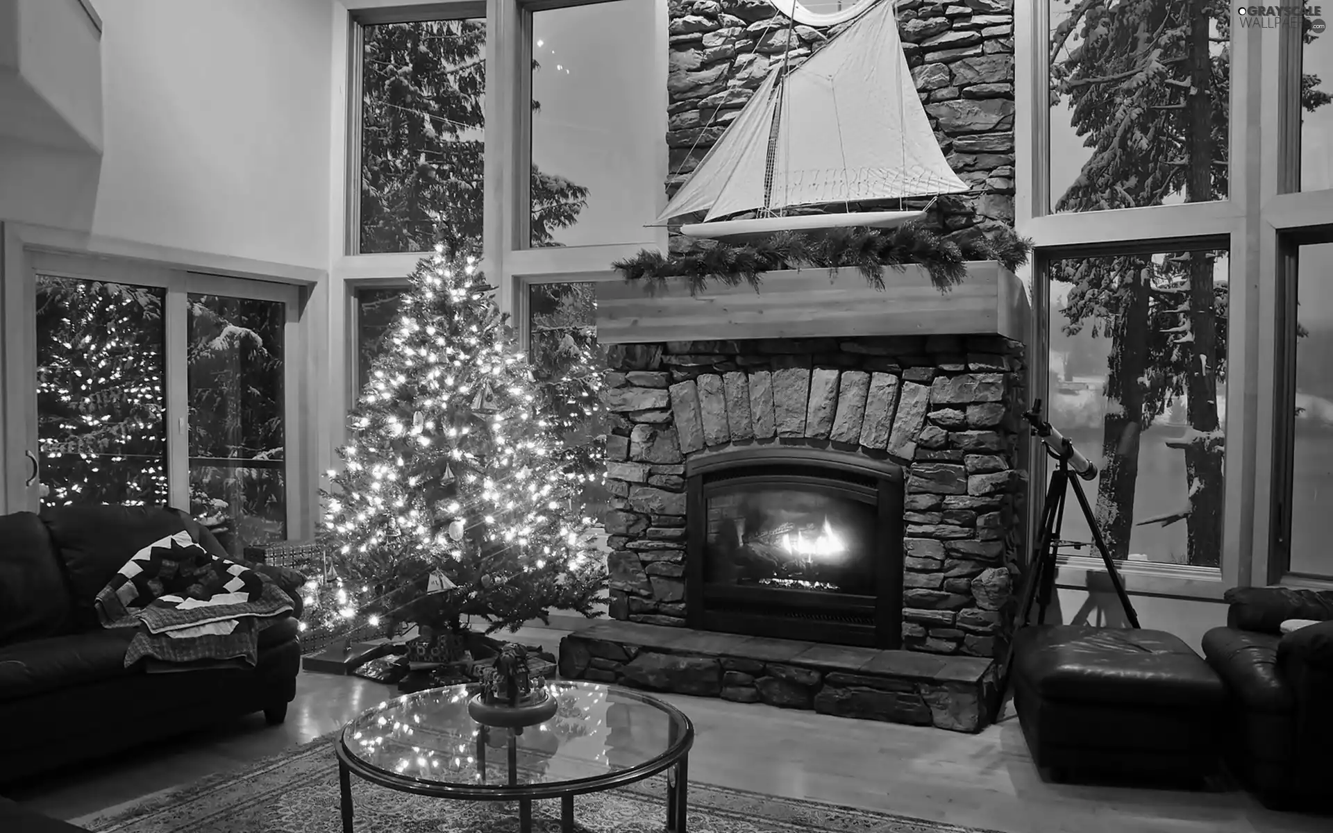 Room, christmas tree, burner chimney