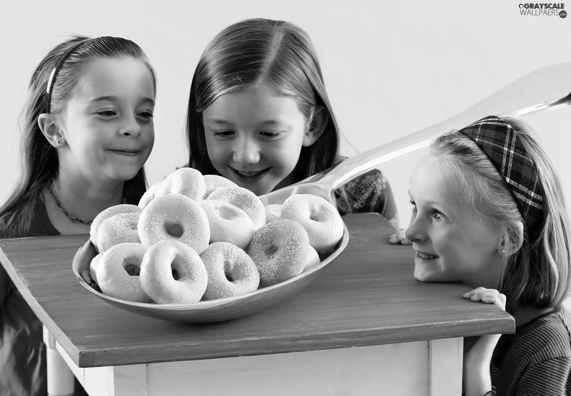 Three, White, Donuts, girls