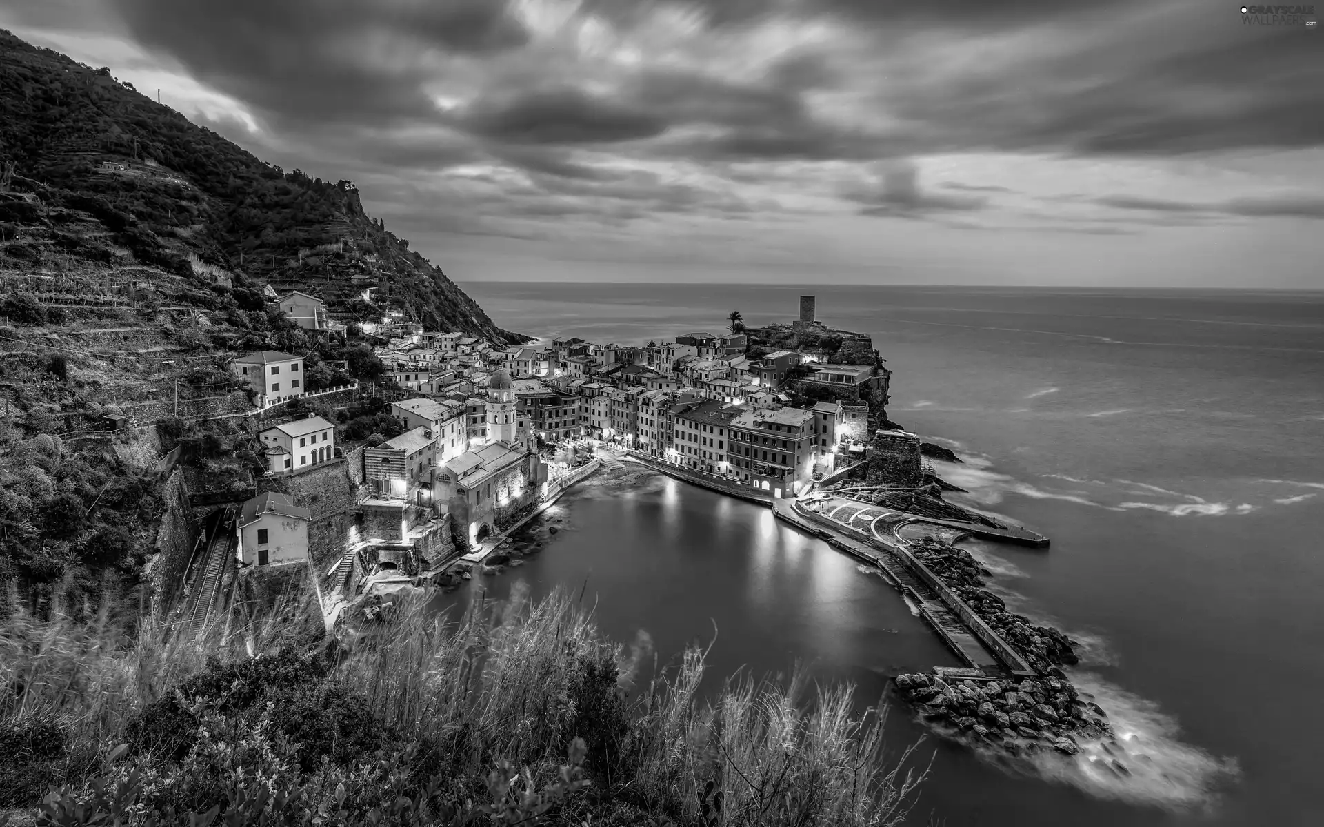 Coast, Vernazza, Houses, Cinque Terre, Italy, sea, Dusk