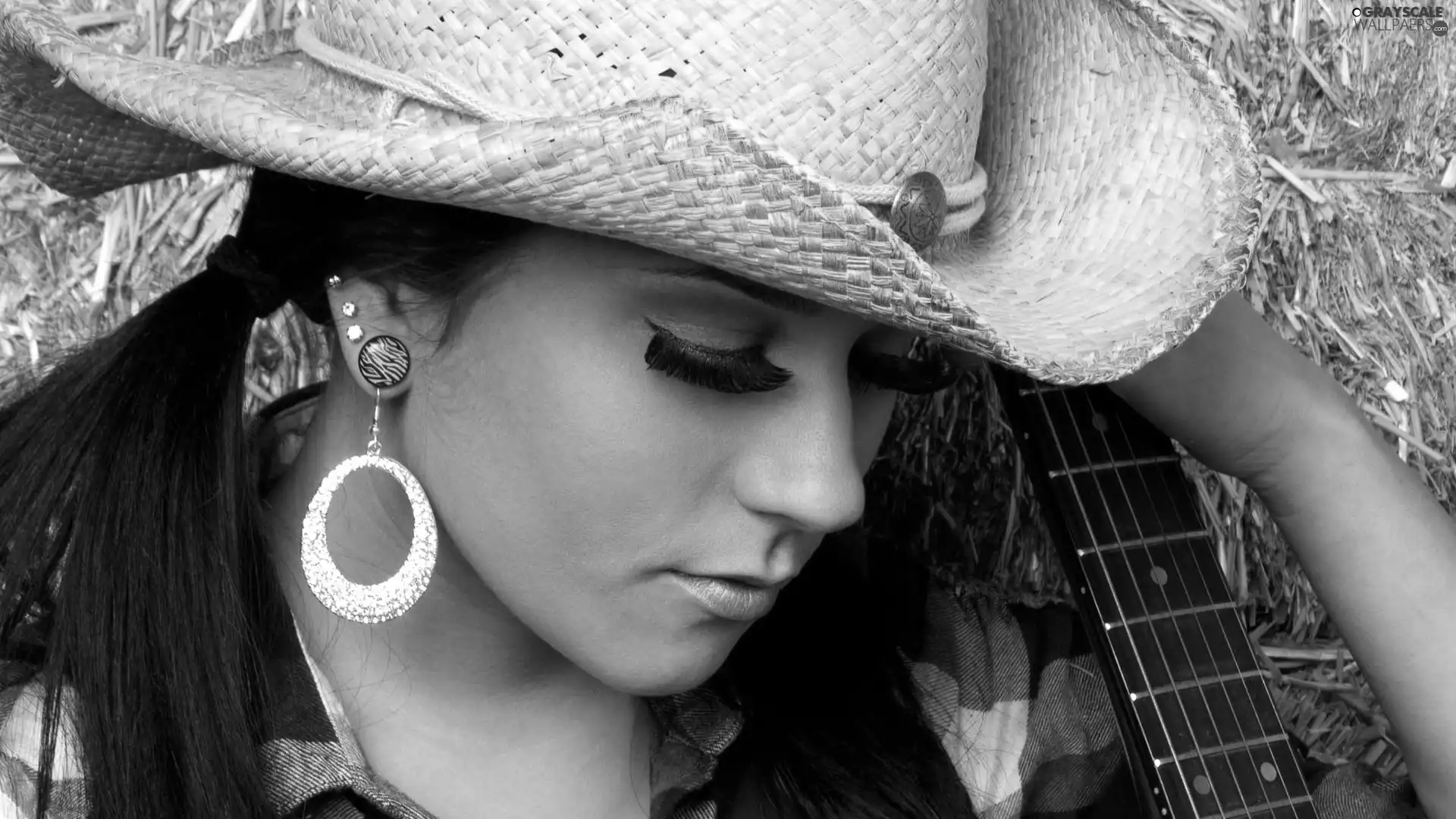 Hat, Guitar, make-up, ear-ring, Women