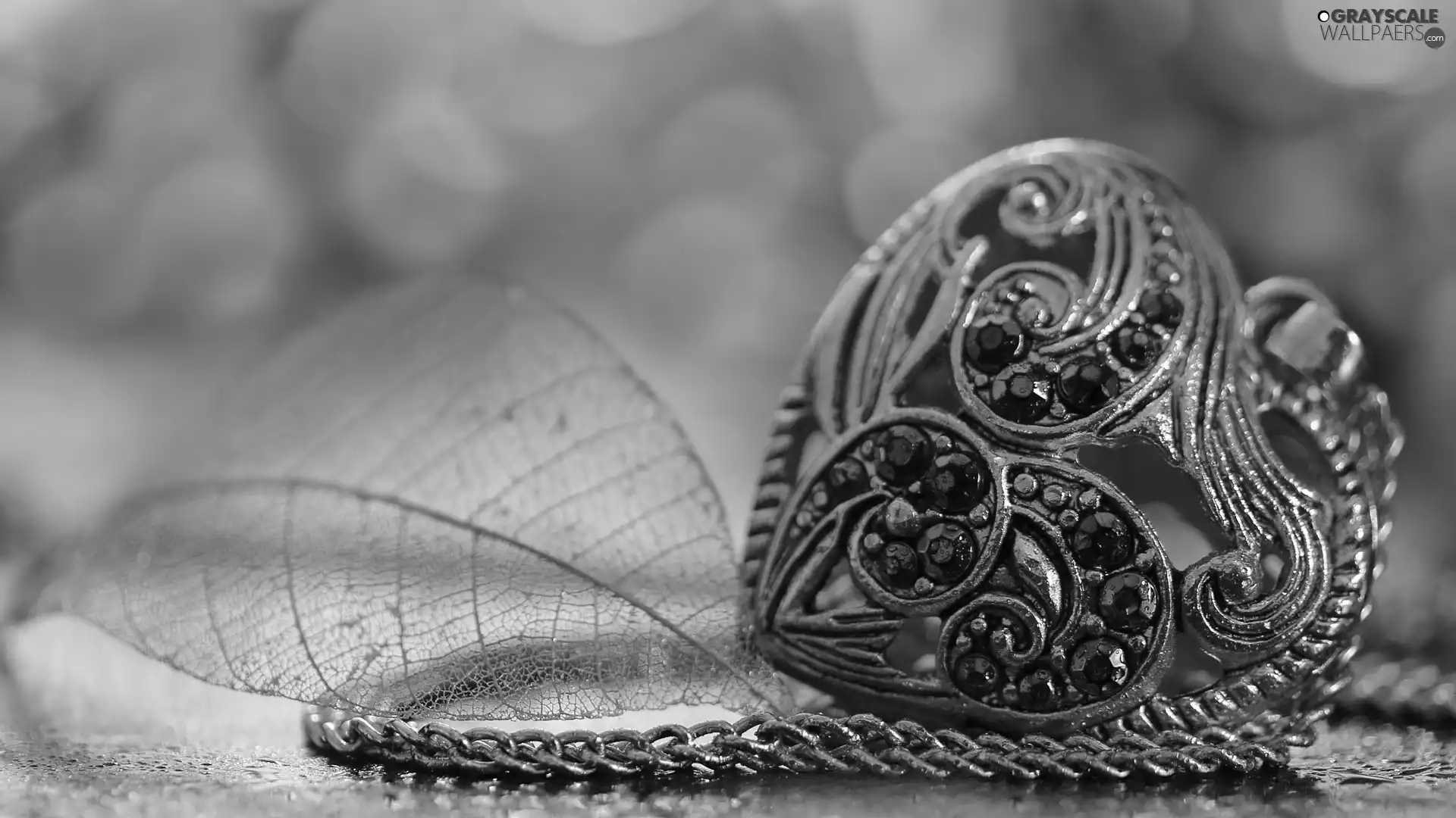Heart teddybear, openwork, leaf, Necklace