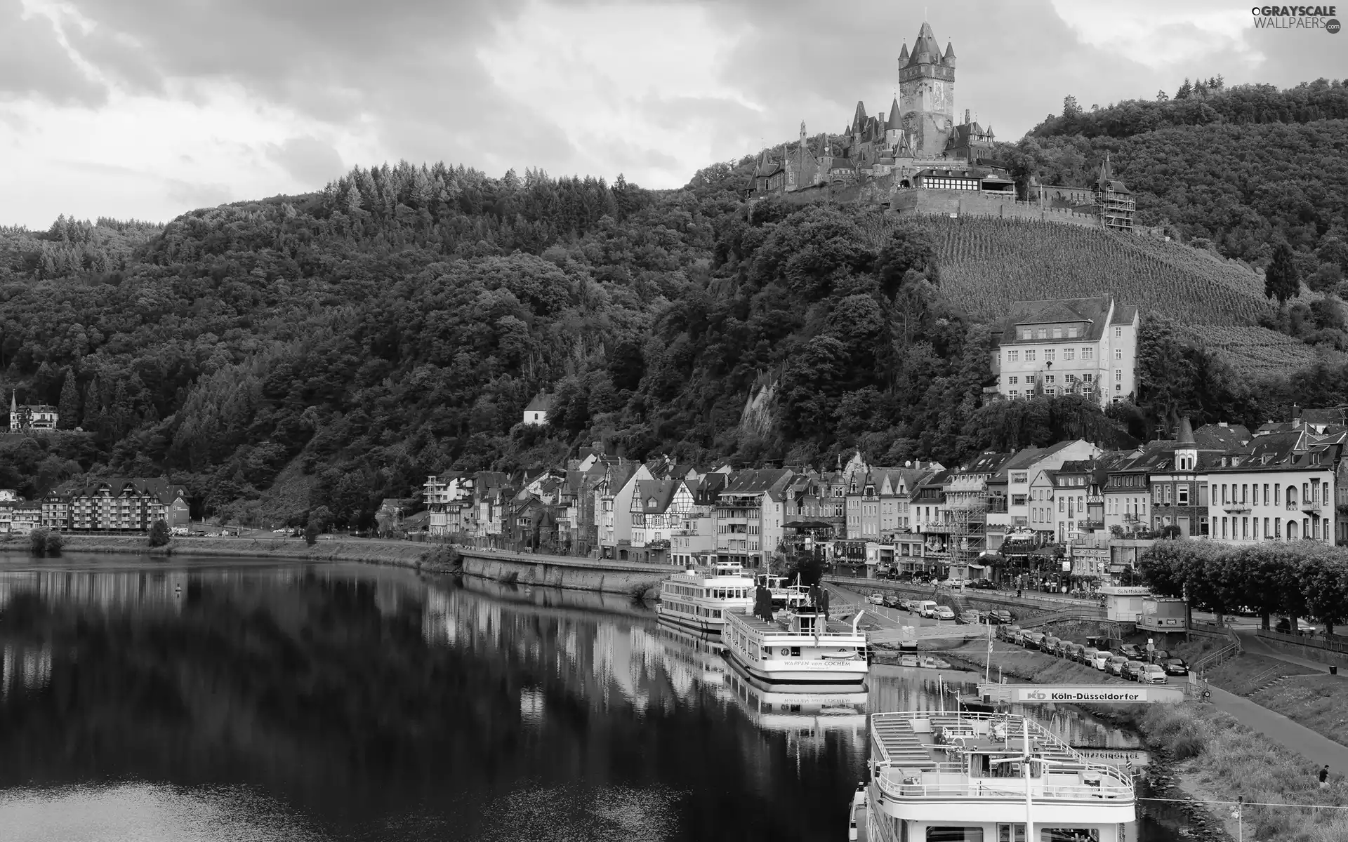 City of Cochem, Reichsburg Castle, The Hills, Moselle River, woods, Rhineland-Palatinate, Germany, vessels