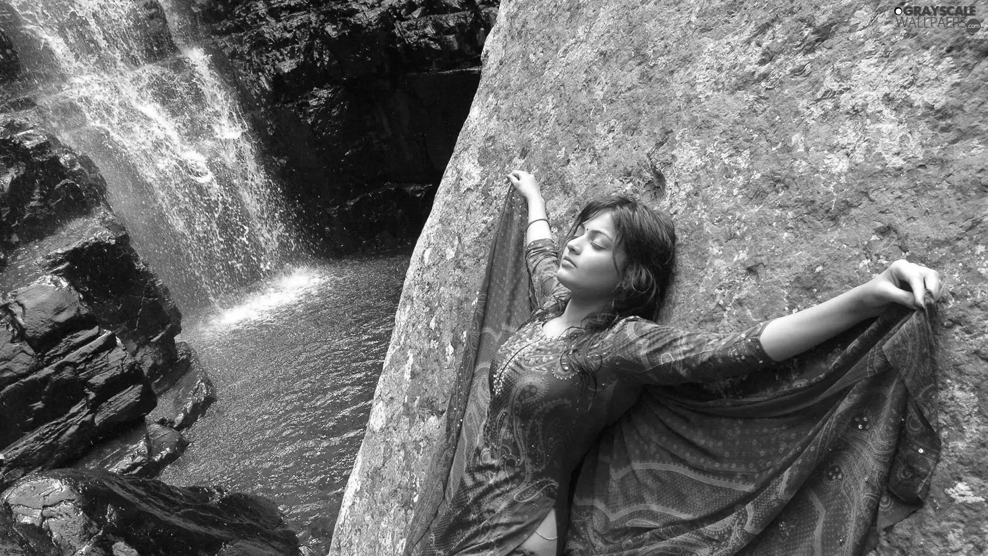 Sneha Ullal, waterfall, Rocks, Dress