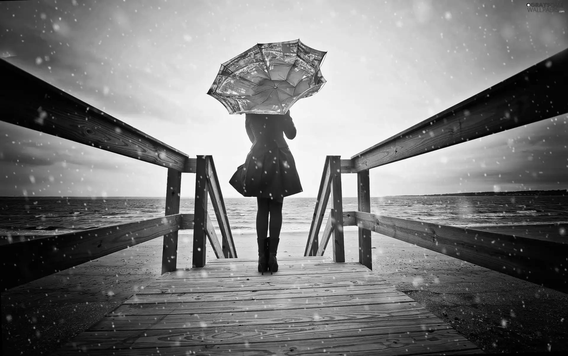 Sky, snow, black and white, sea, effect, Umbrella, Women, Beaches