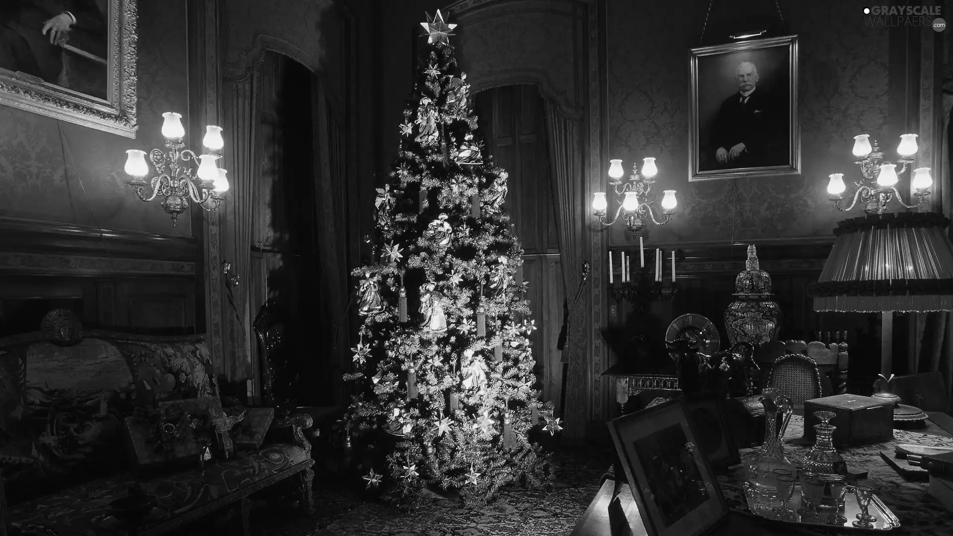 Room, christmas tree