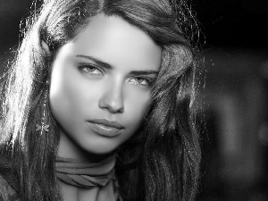 Adriana Lima, jewellery