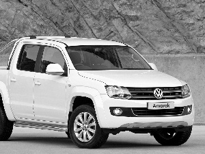 White, volkswagen amarok