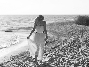 Beaches, Women, sea