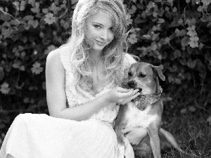 doggy, Elisabeth Harnois, Blonde