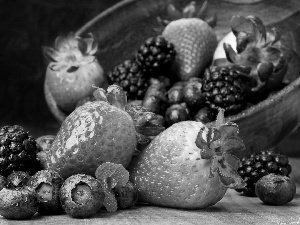 strawberries, blueberries, bowl, blackberries