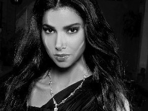 Necklace, Roselyn Sanchez, brunette