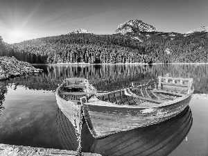 sun, Mountains, color, boats, lake, rays