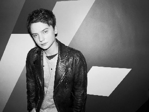 Conor Maynard, singer