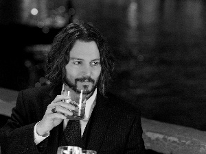 a man, Johnny Depp, Drink, actor