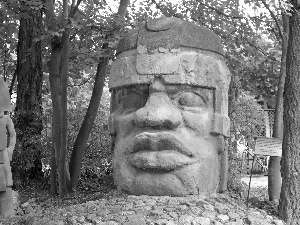 Arkady Fiedler Museum, Puszczykowo, Olmecka, sculpture, Head