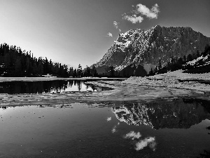 sun, Mountains, lake, luminosity, Przebijające, winter, forest, reflection, flash, ligh