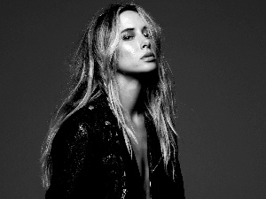 Gillian Zinser