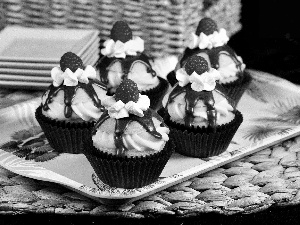 Muffins, Chocolate, glaze, cream