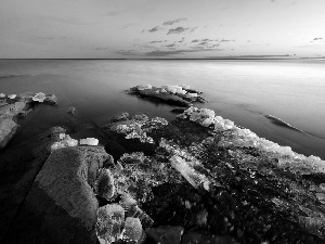 Icecream, sea, Stones