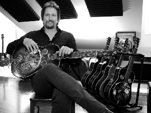 Jerry Douglas, Guitars