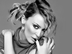 Beauty, make-up, jewellery, Kylie Minogue