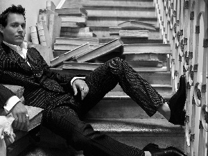 Johnny Depp, Stairs