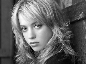 lovely, Alexz Johnson