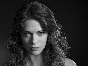 Lyndsy Fonseca, face