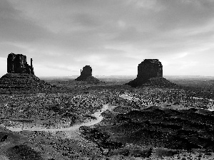 Desert, Mountains