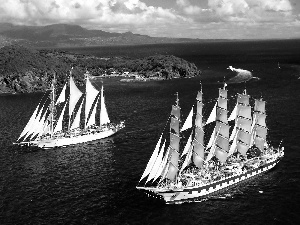 Mountains, sailboats, sea