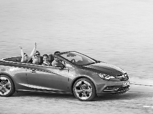 Opel Cascada, water