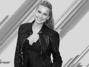 Jacked, smiling, Petra Nemcova