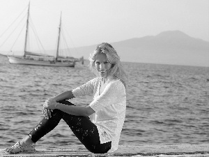 Luisana Lopilato, sea, sailing vessel, Smile