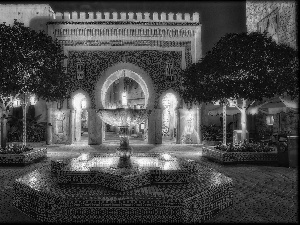 Hotel hall, trees, viewes, fountain