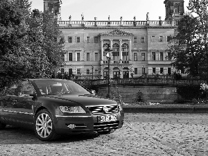 house, viewes, Volkswagen Phaeton, trees