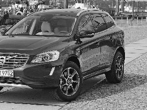 Volvo XC60, Front