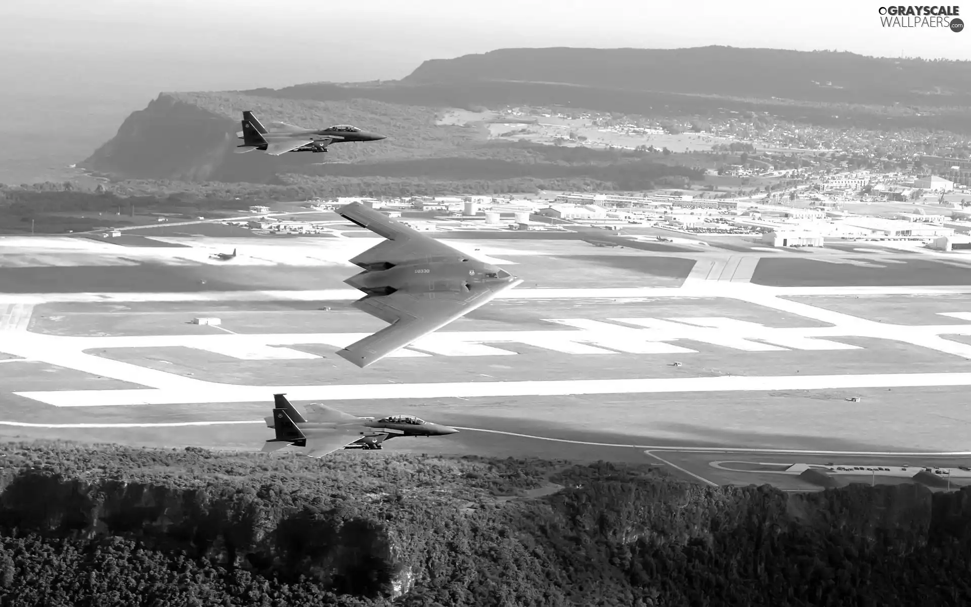 B-2 Spirit, airport, F-16, bomber, fighter