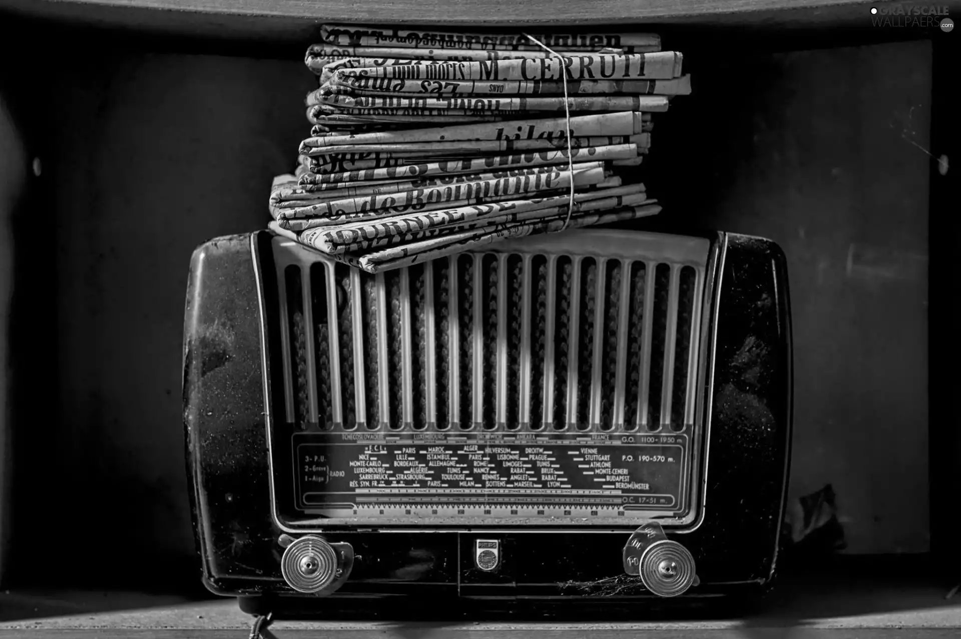 antique, radio, newspapers