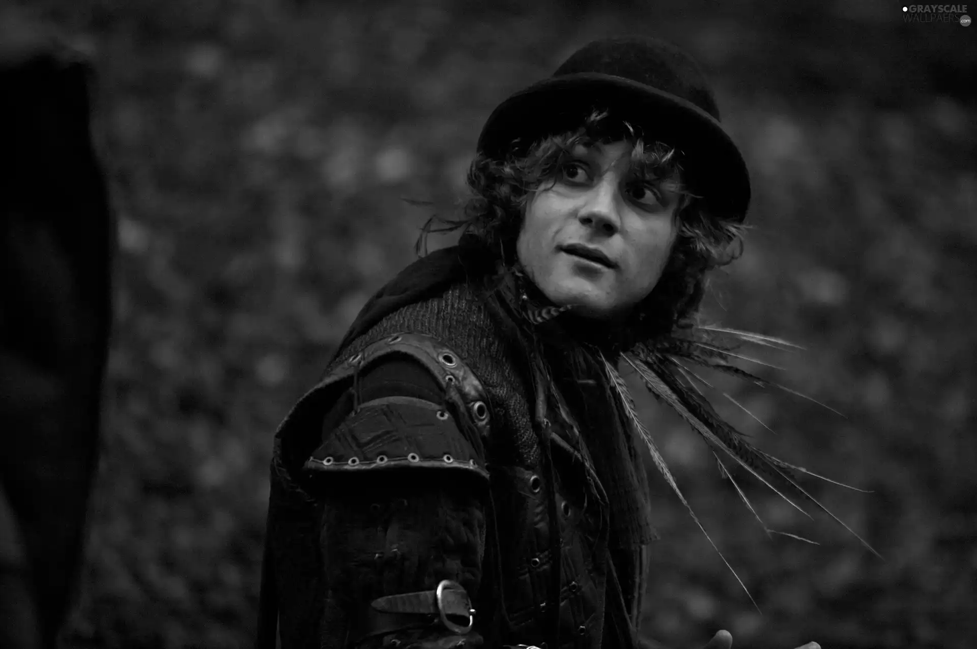 Secret Paradise Hills, Augustus Prew