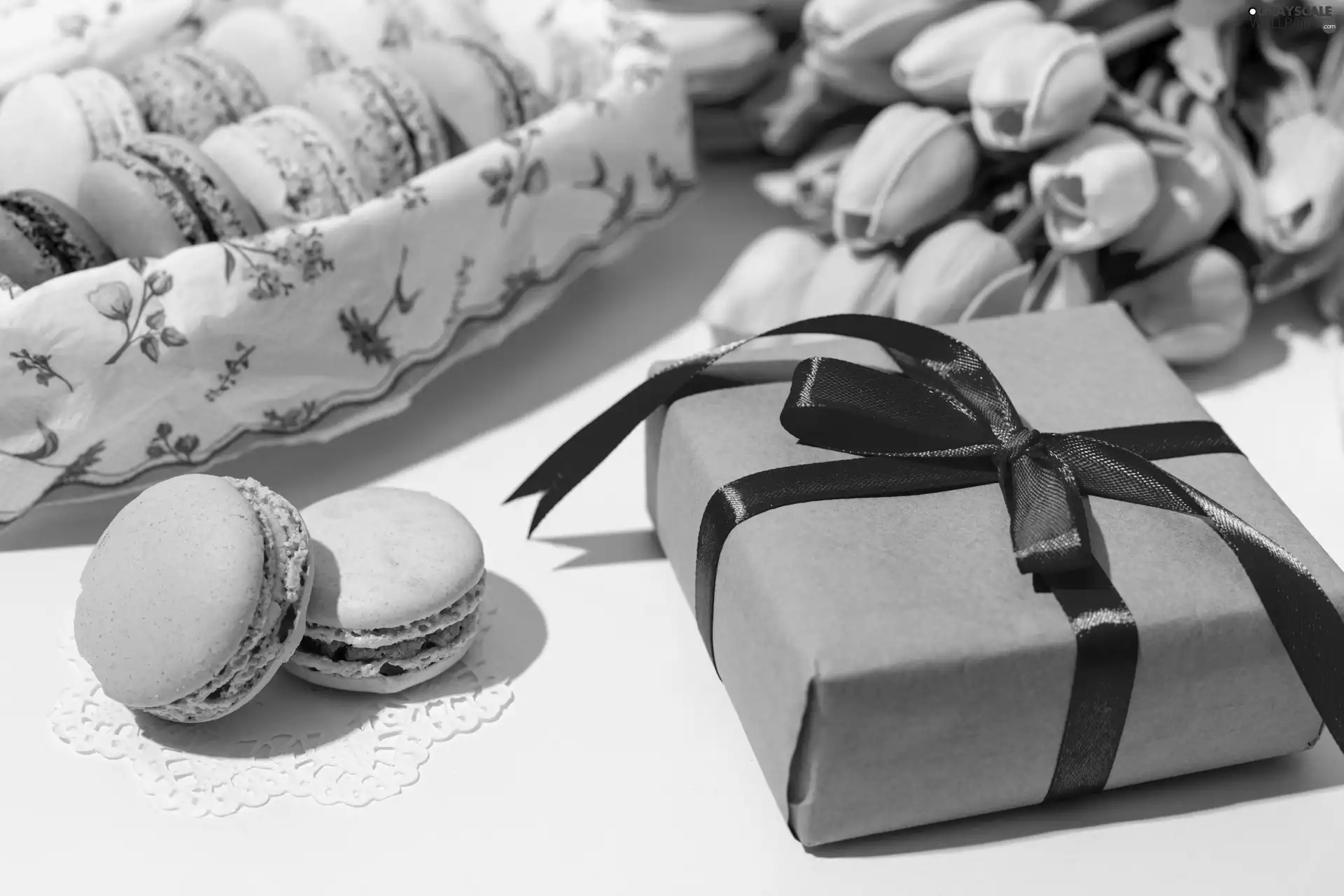 napkin, Tulips, Macaroons, basket, Flowers, Cookies, Present