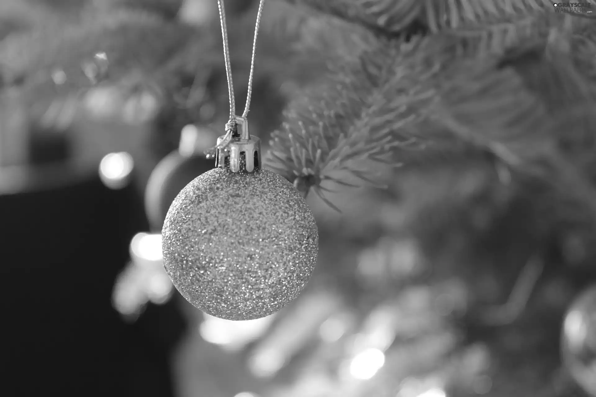 Bauble, Causes, christmas