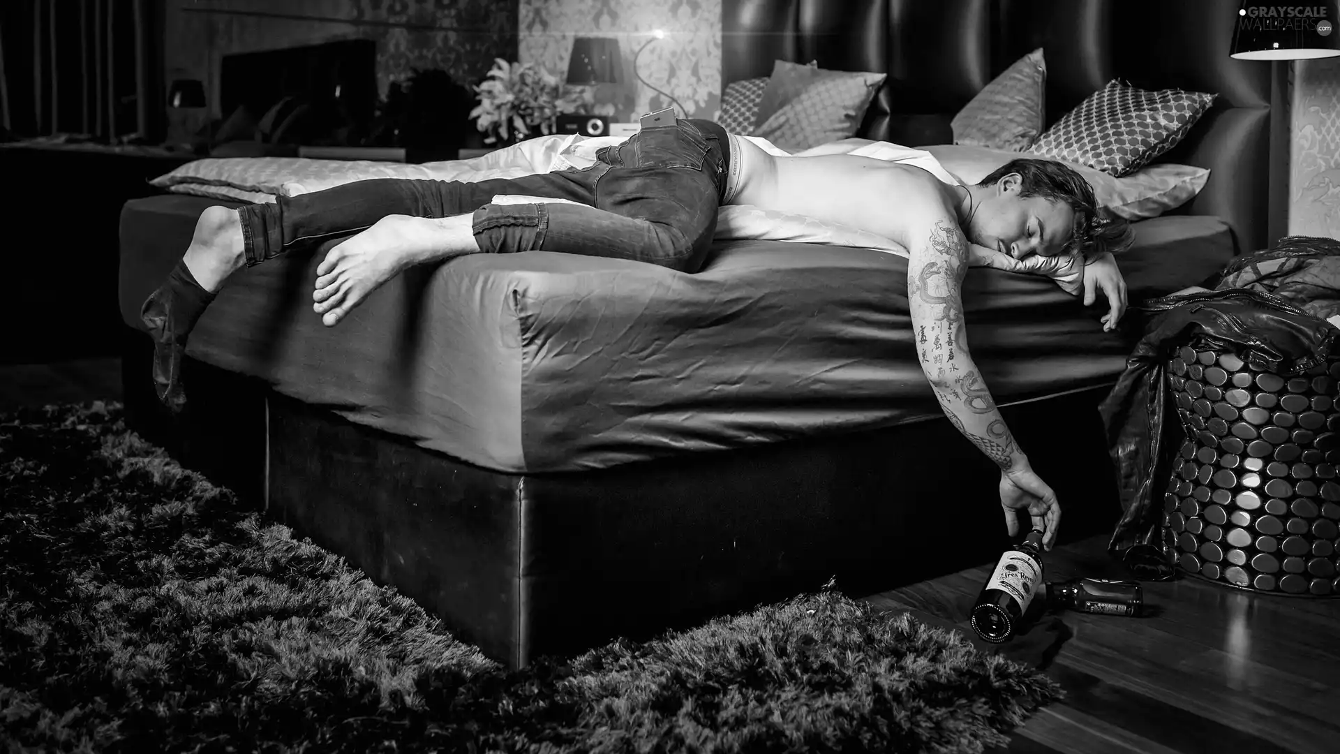 White Bed, dream, a man, Tattoo, sleepy