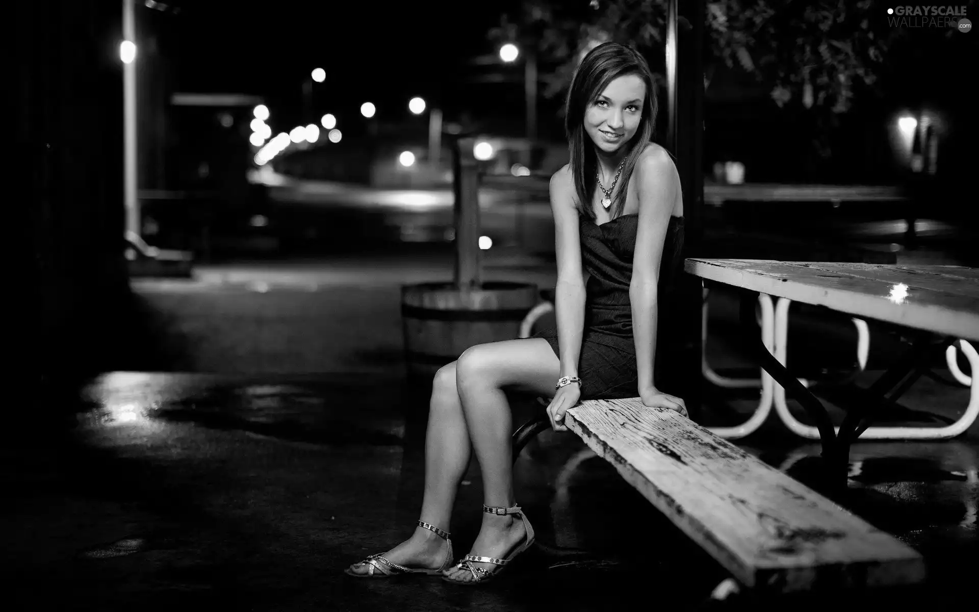 Bench, Women, pendant, make-up, Night, Park