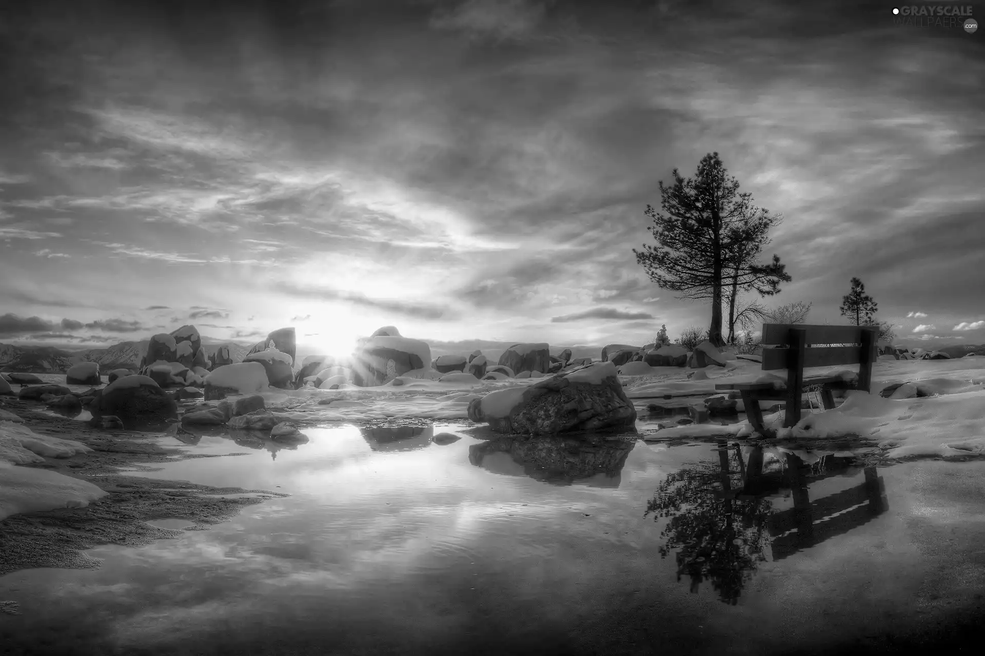 rays of the Sun, Bench, winter, lake