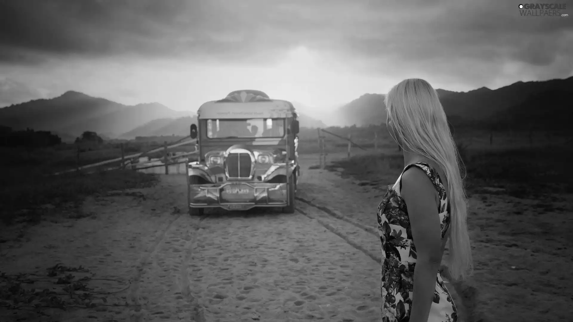 Way, Mountains, Women, Blonde, bus, Great Sunsets