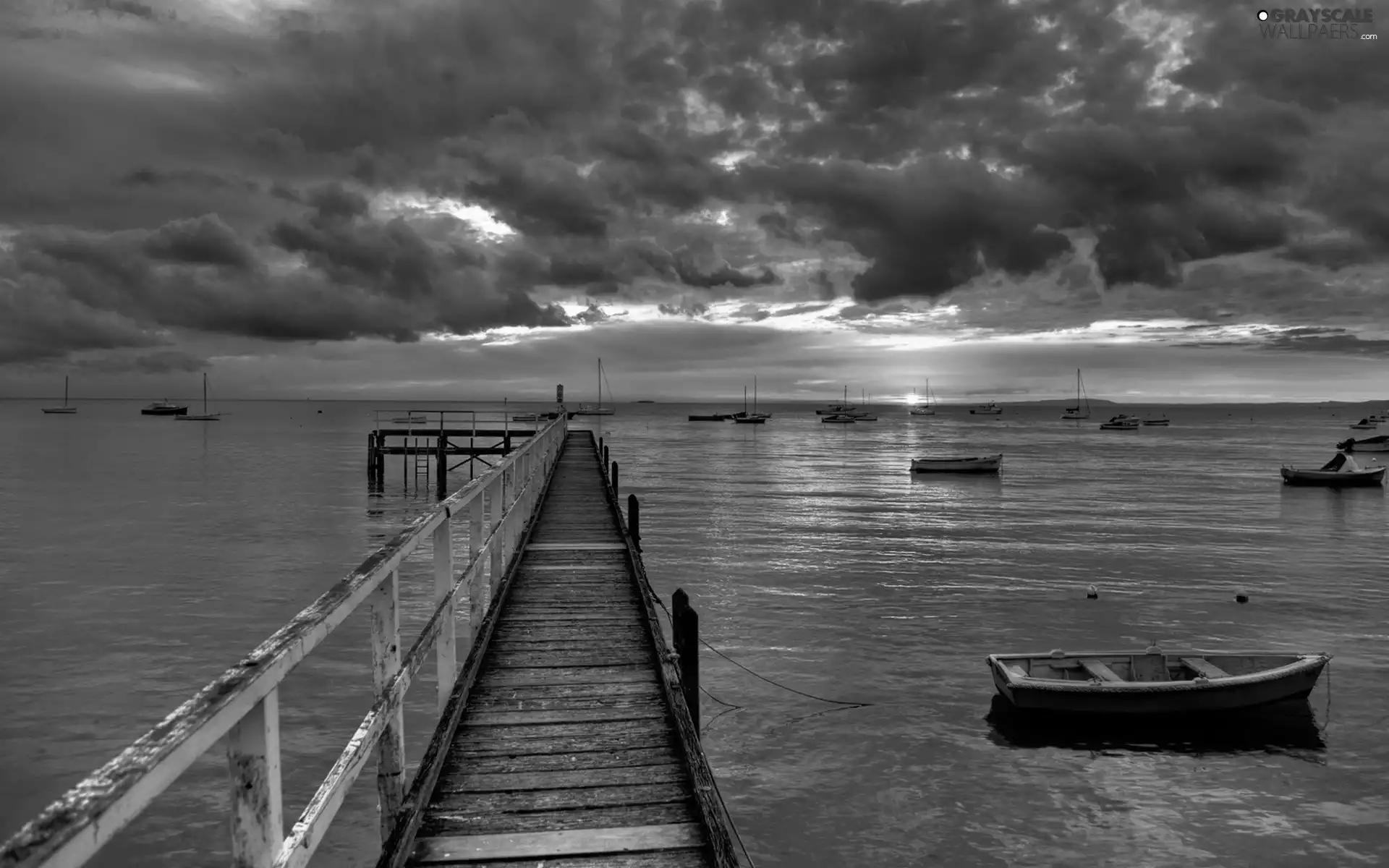 Boats, Harbour, sun, clouds, west